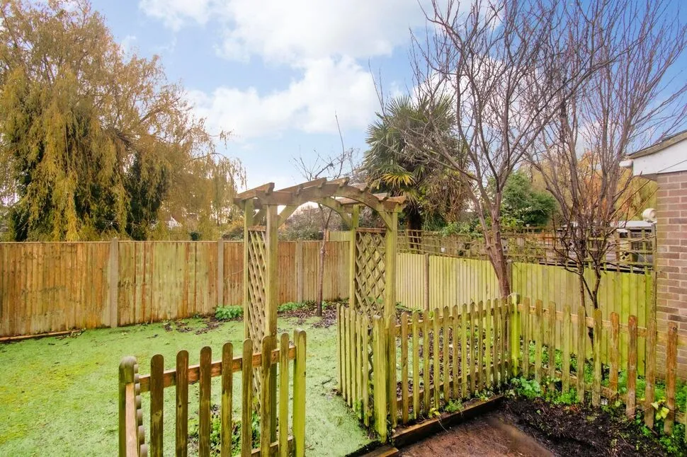 Kingfisher Avenue, Hythe, Kent, CT21, photo 5