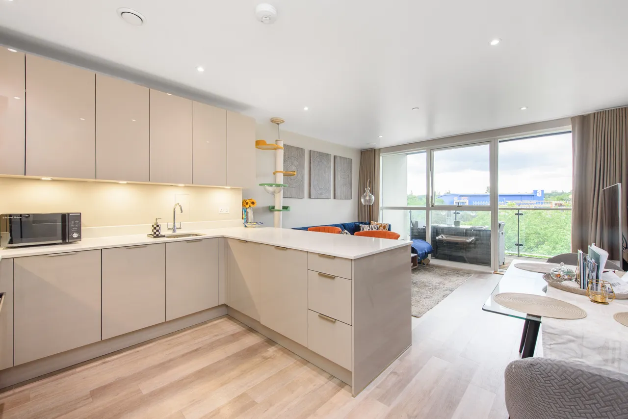 18 Mill Court, 8a Station Road, London, photo 3