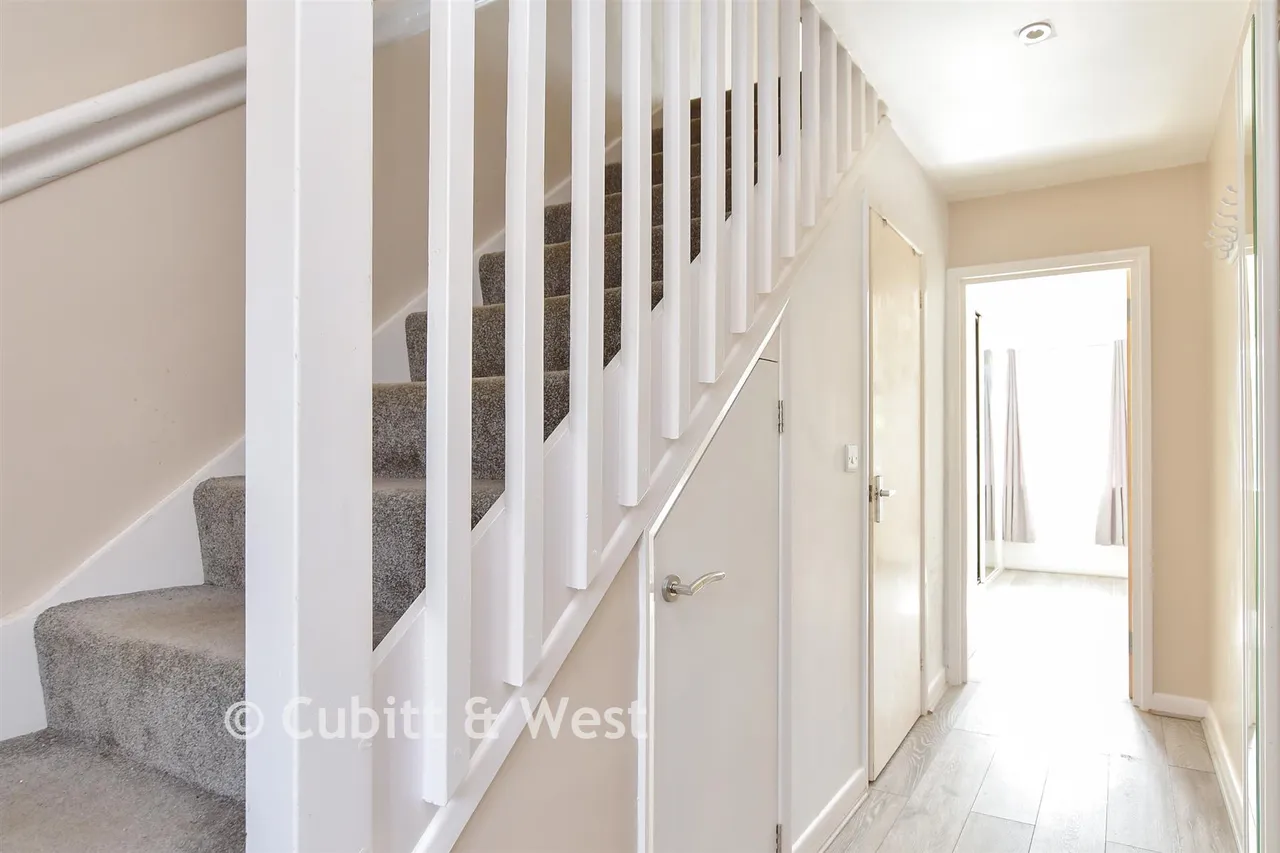 Dinsdale Gardens, Rustington, BN16, photo 7