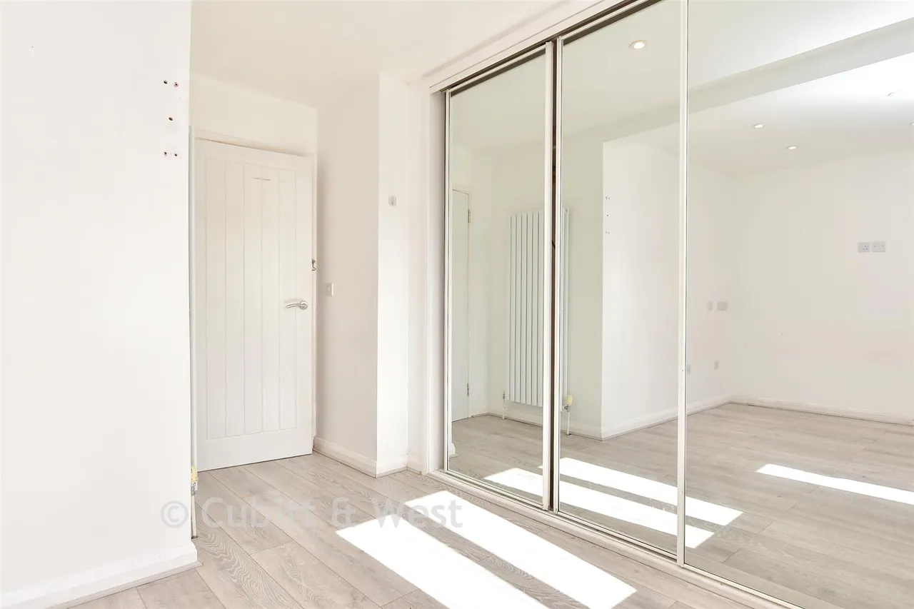 Dinsdale Gardens, Rustington, BN16, photo 6