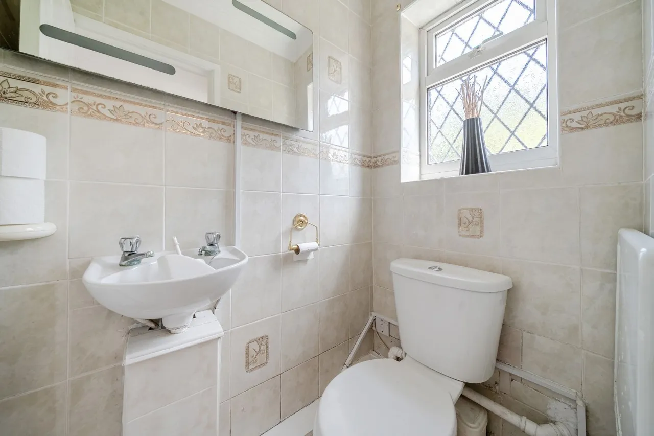 Ravensdale Close, Inkersall, S43, photo 11