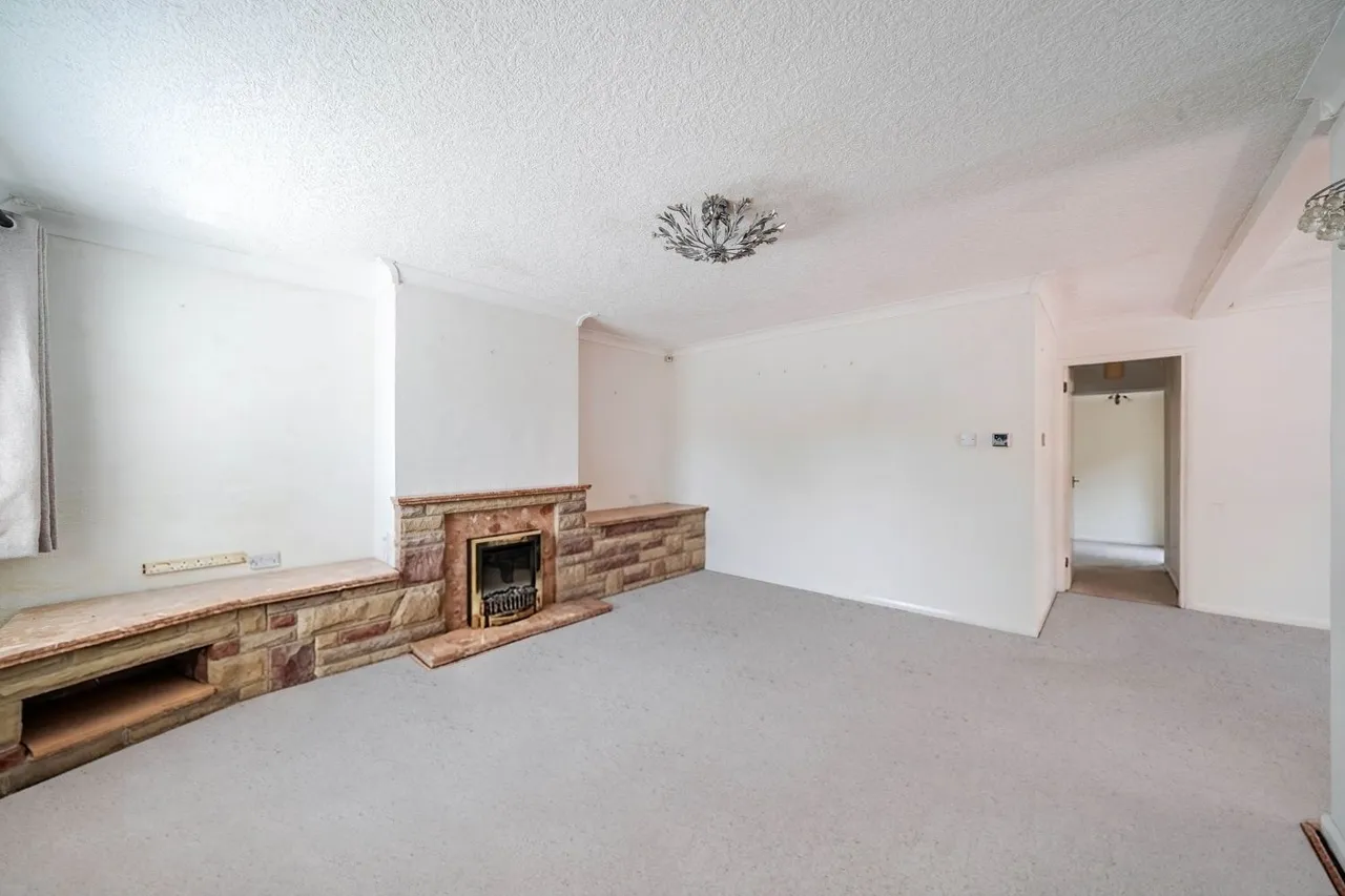 Ravensdale Close, Inkersall, S43, photo 2