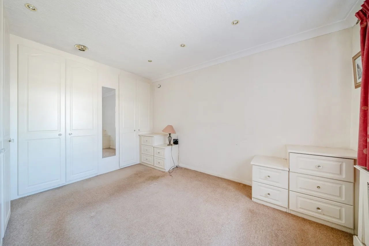 Ravensdale Close, Inkersall, S43, photo 9