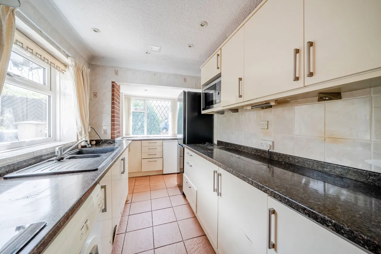 Ravensdale Close, Inkersall, S43, photo 5
