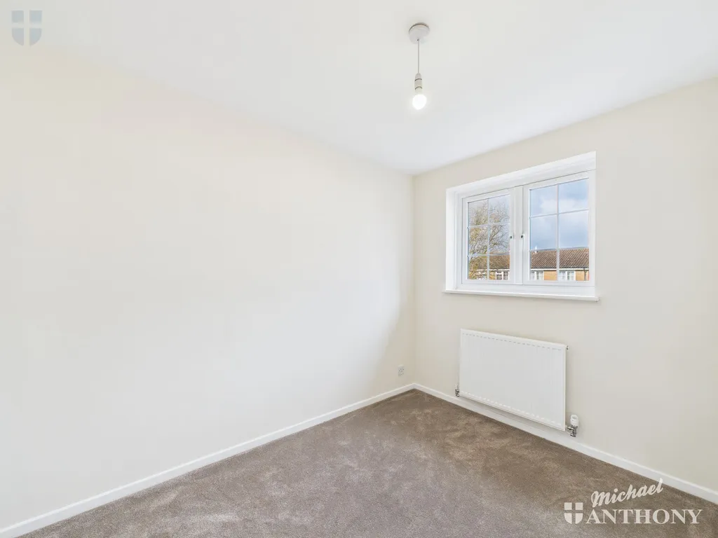 Crocus Drive, Aylesbury, HP21 8YT, photo 9