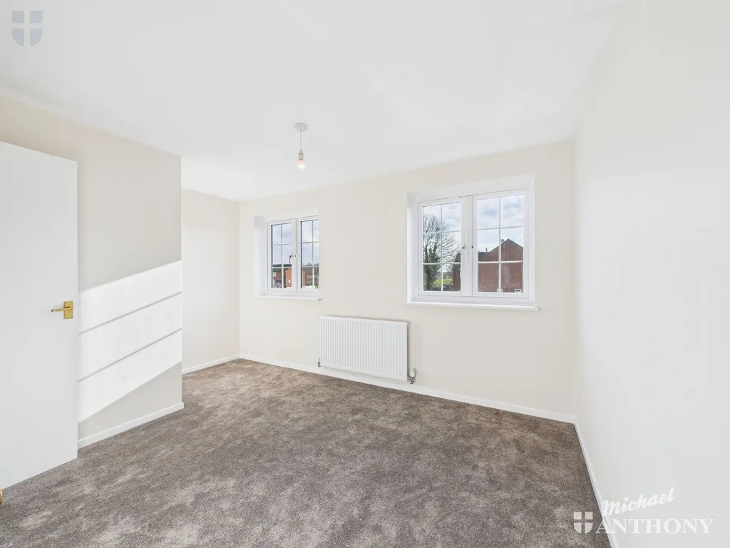 Crocus Drive, Aylesbury, HP21 8YT, photo 4