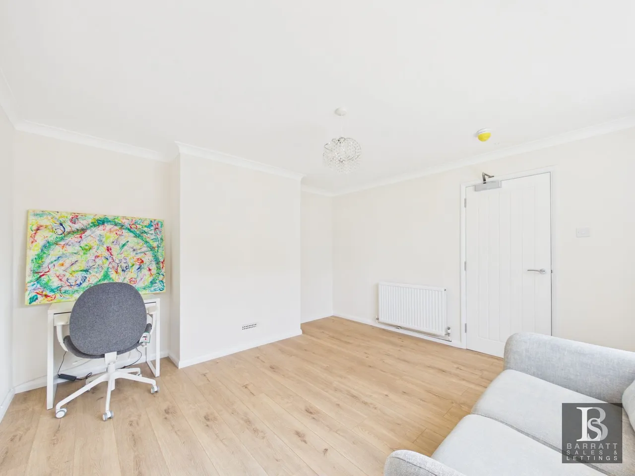 Stuart Close, Windsor, SL4, photo 5