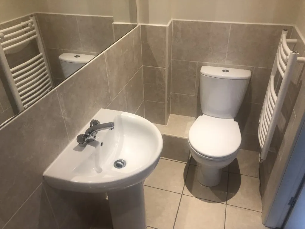 Upper Blakeridge Lane, Batley WF17 8FB, photo 5