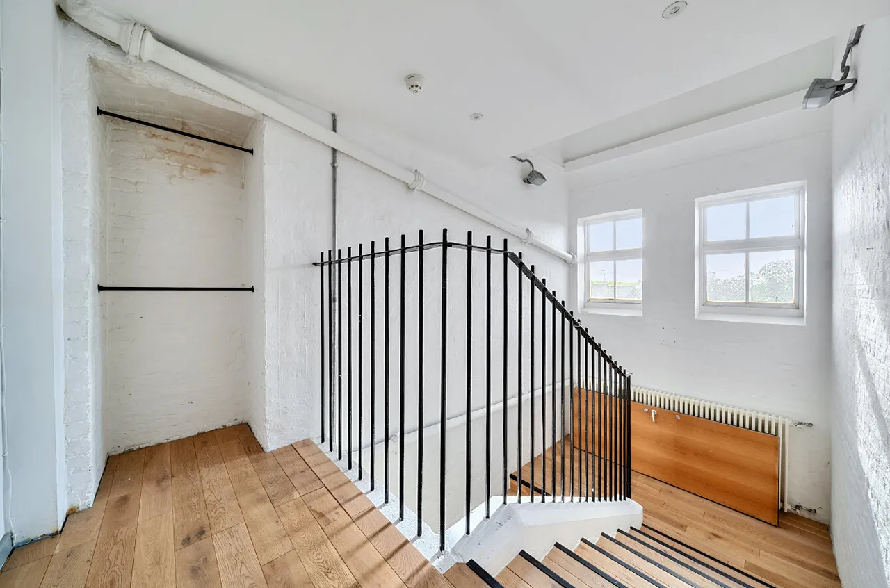 Lansdowne Drive, London, E8, photo 21