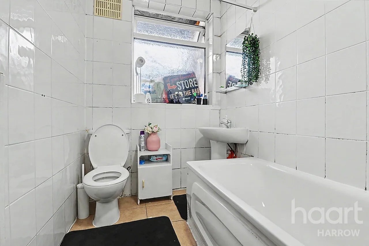 Honeypot Lane, Stanmore, HA7, photo 7
