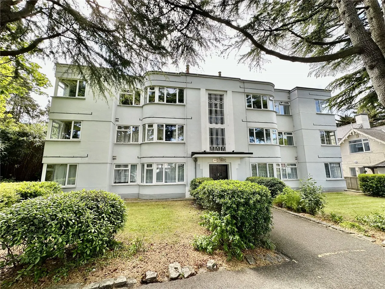 Christchurch Road, Bournemouth, Dorset, BH1, photo 9