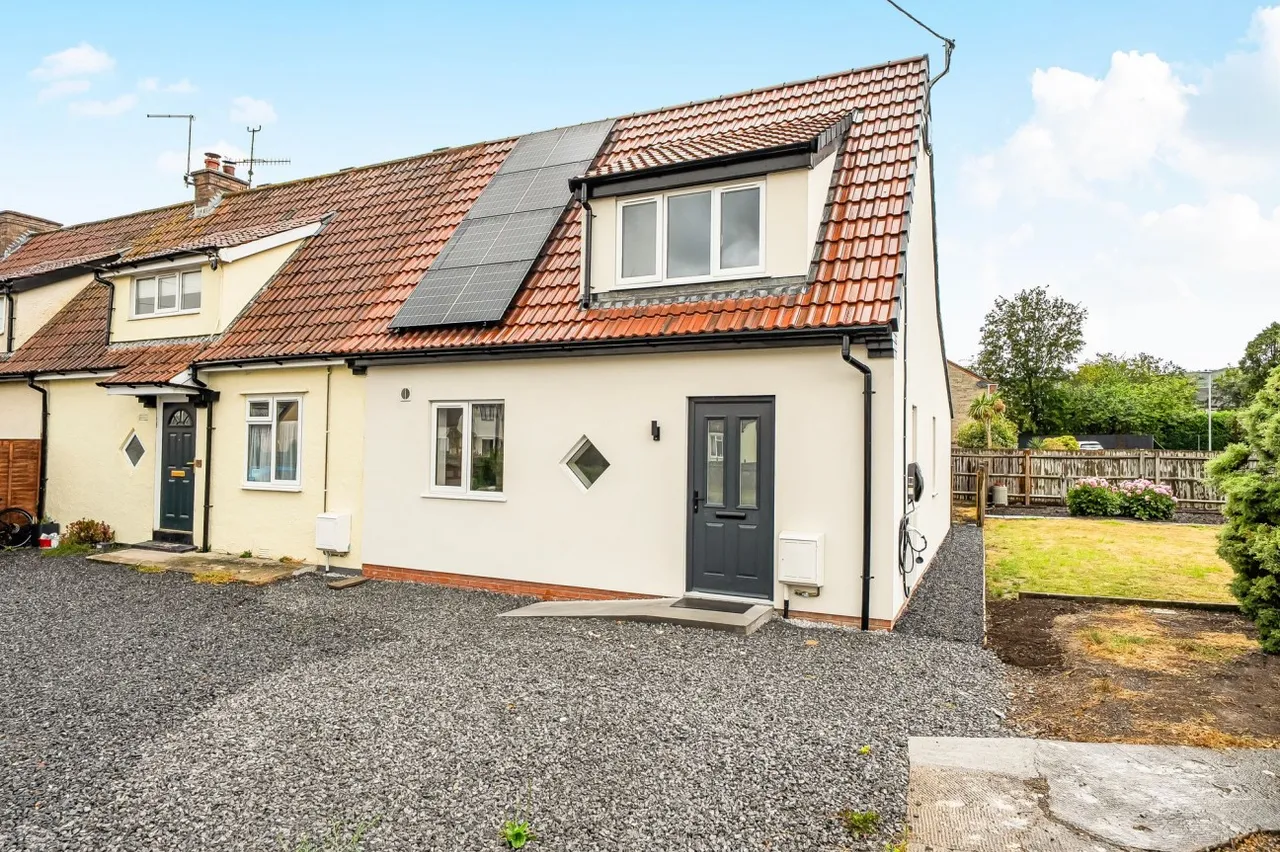 2 bed house for sale, Annaly Road, Cheddar, BS27