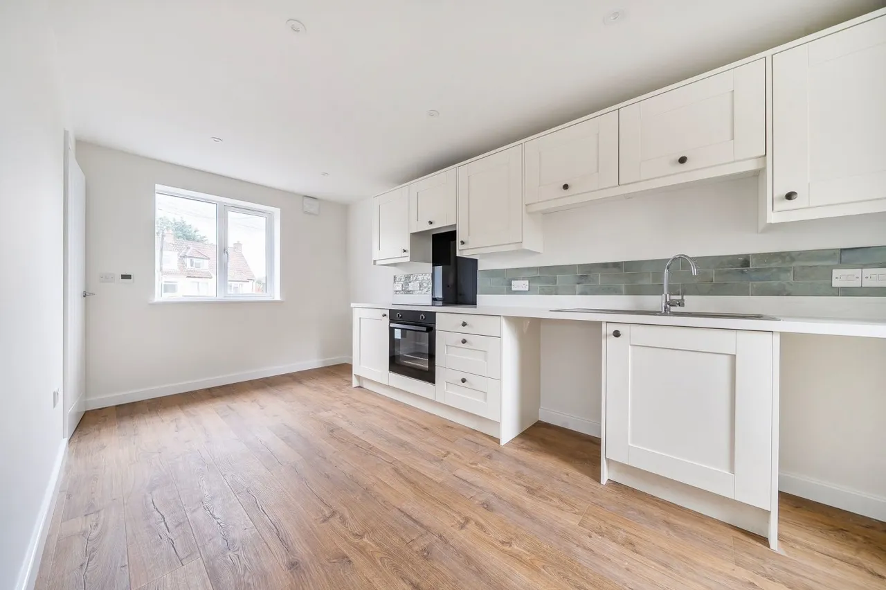 Annaly Road, Cheddar, BS27, photo 5