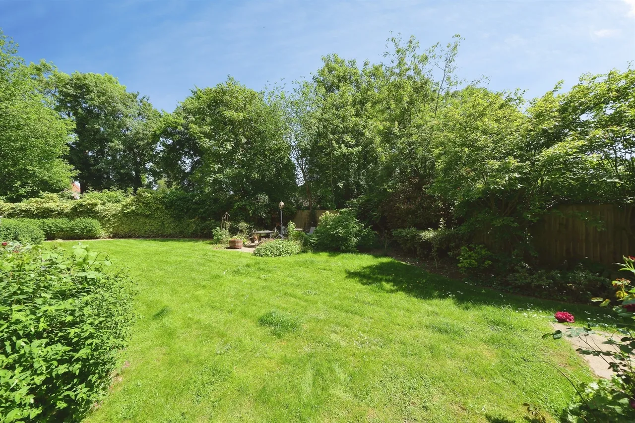 Kedleston Close, Belper, DE56, photo 3