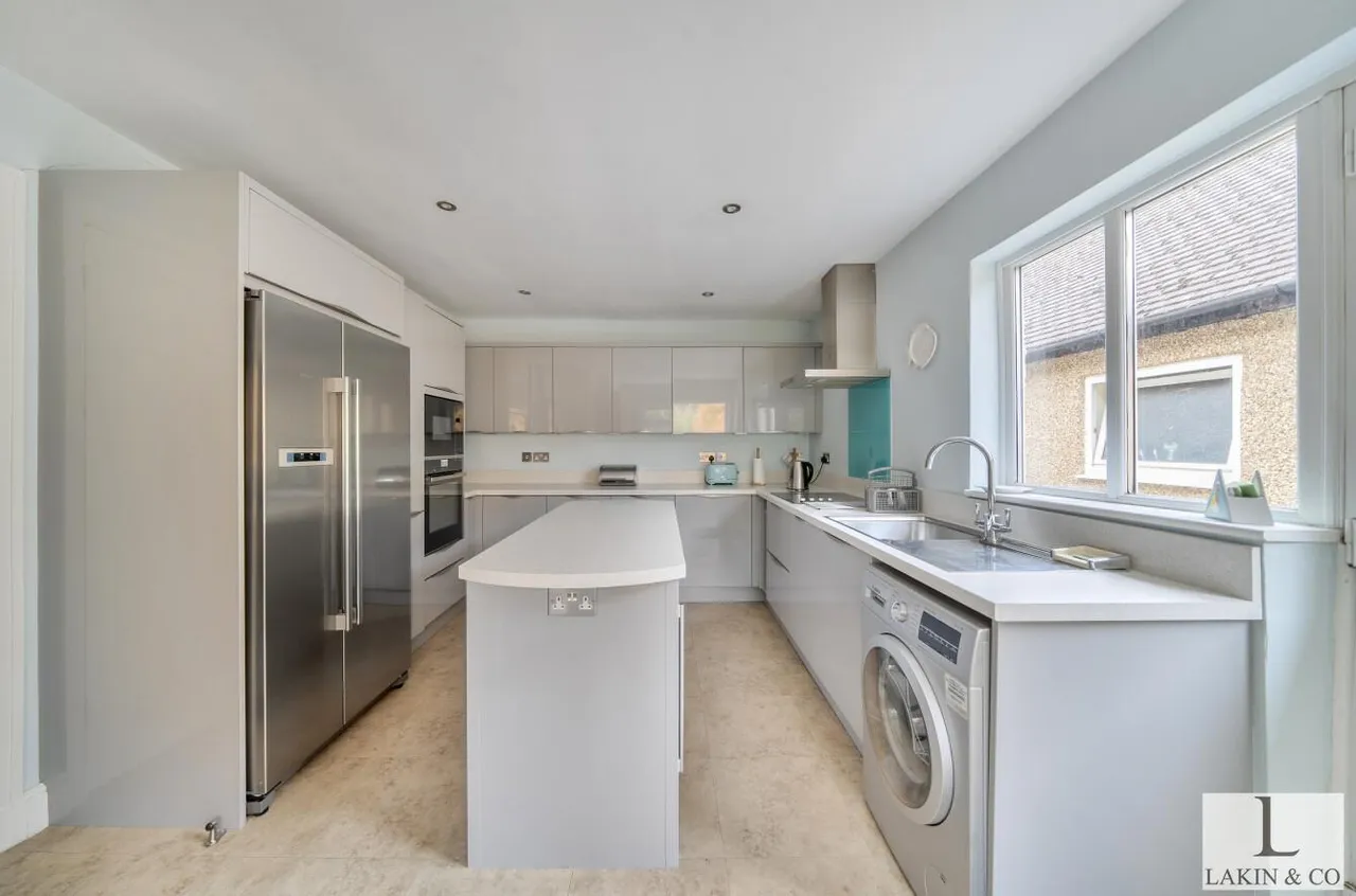 Hercies Road, Hillingdon, UB10 9NB, photo 3