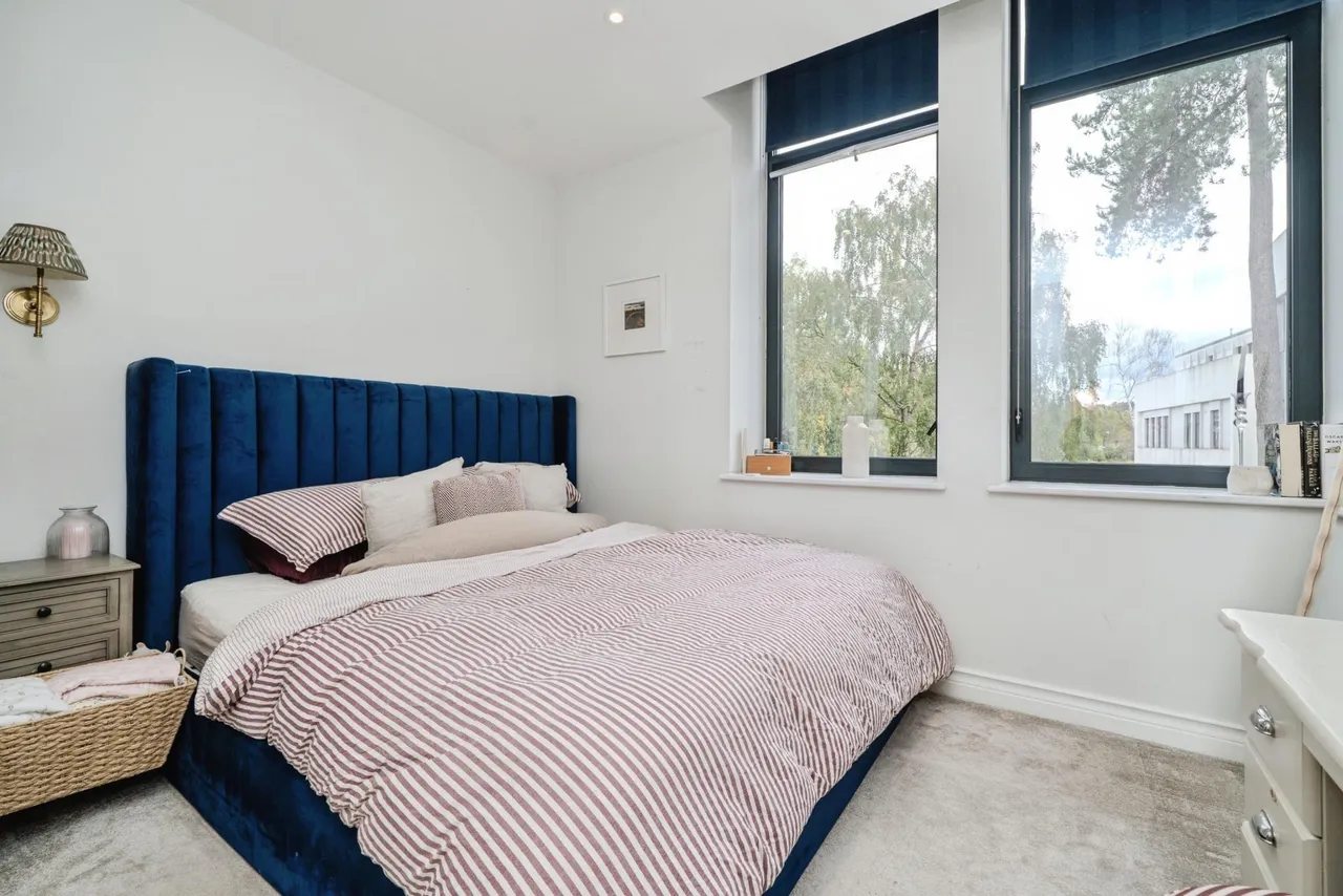 Littleworth Road, Esher, KT10, photo 7