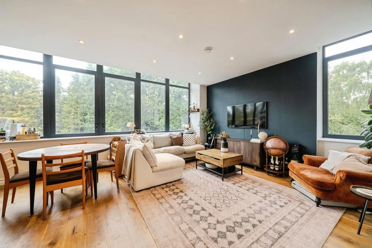 Littleworth Road, Esher, KT10, photo 19