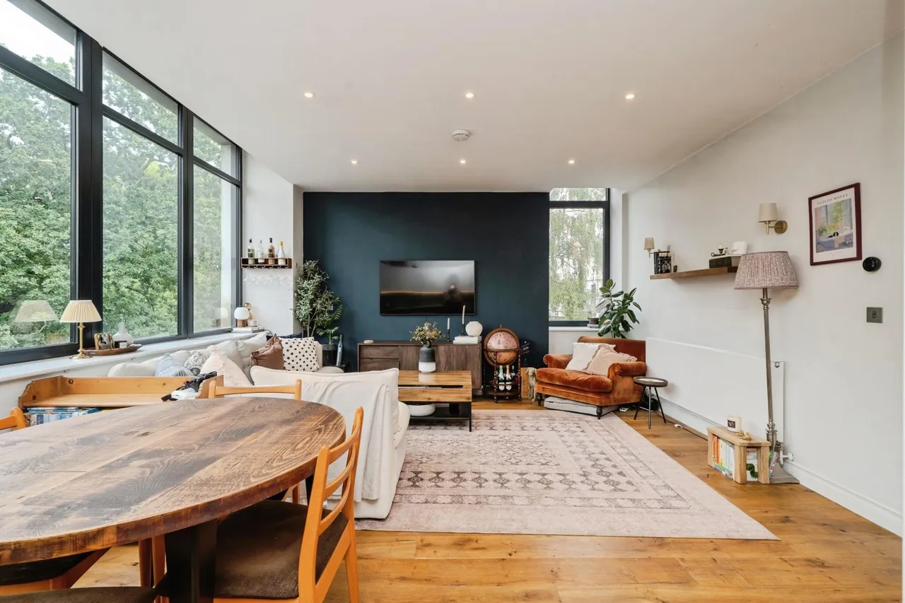 Littleworth Road, Esher, KT10, photo 6