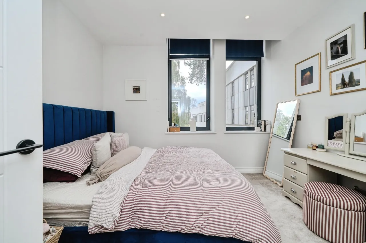 Littleworth Road, Esher, KT10, photo 9