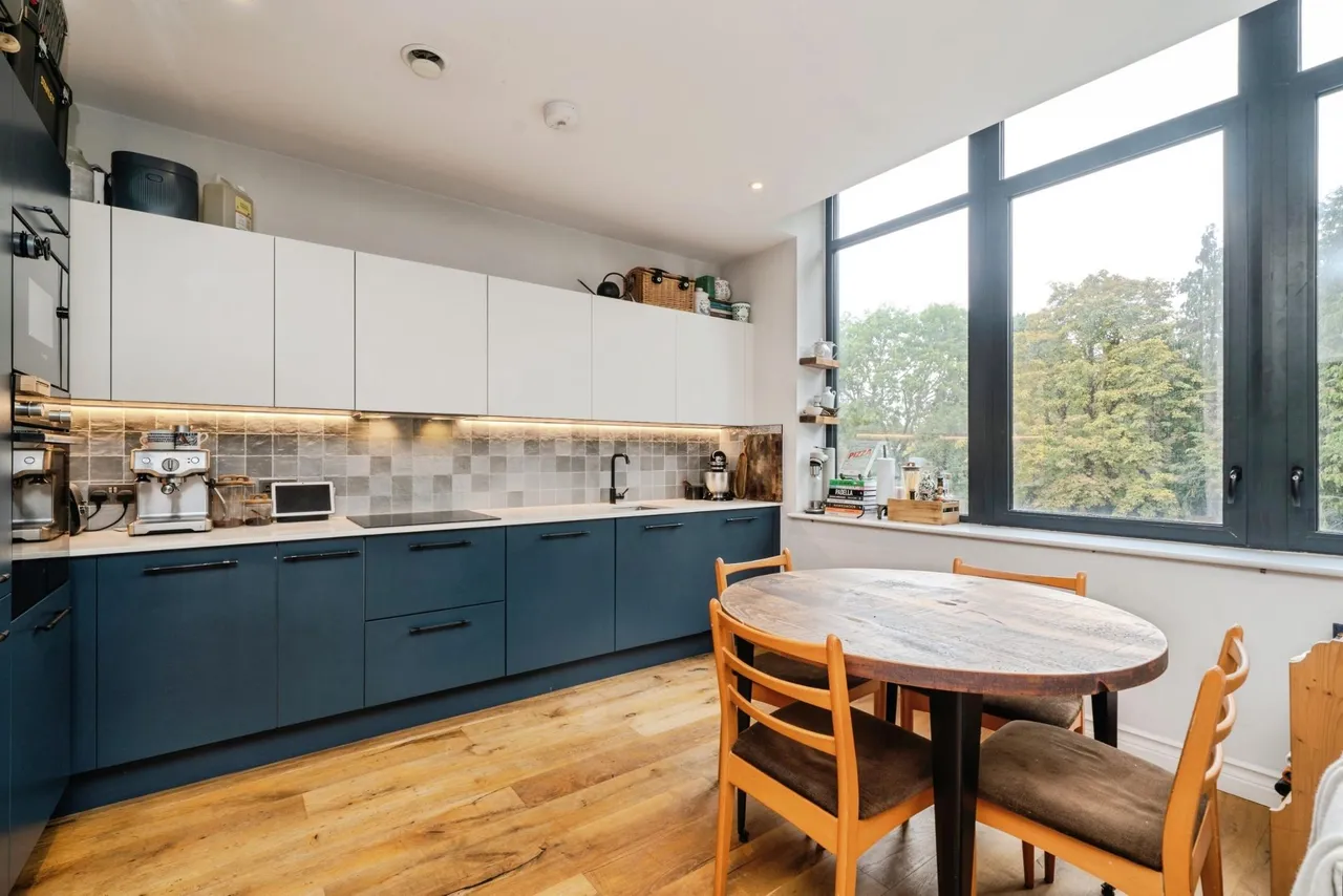 Littleworth Road, Esher, KT10, photo 21