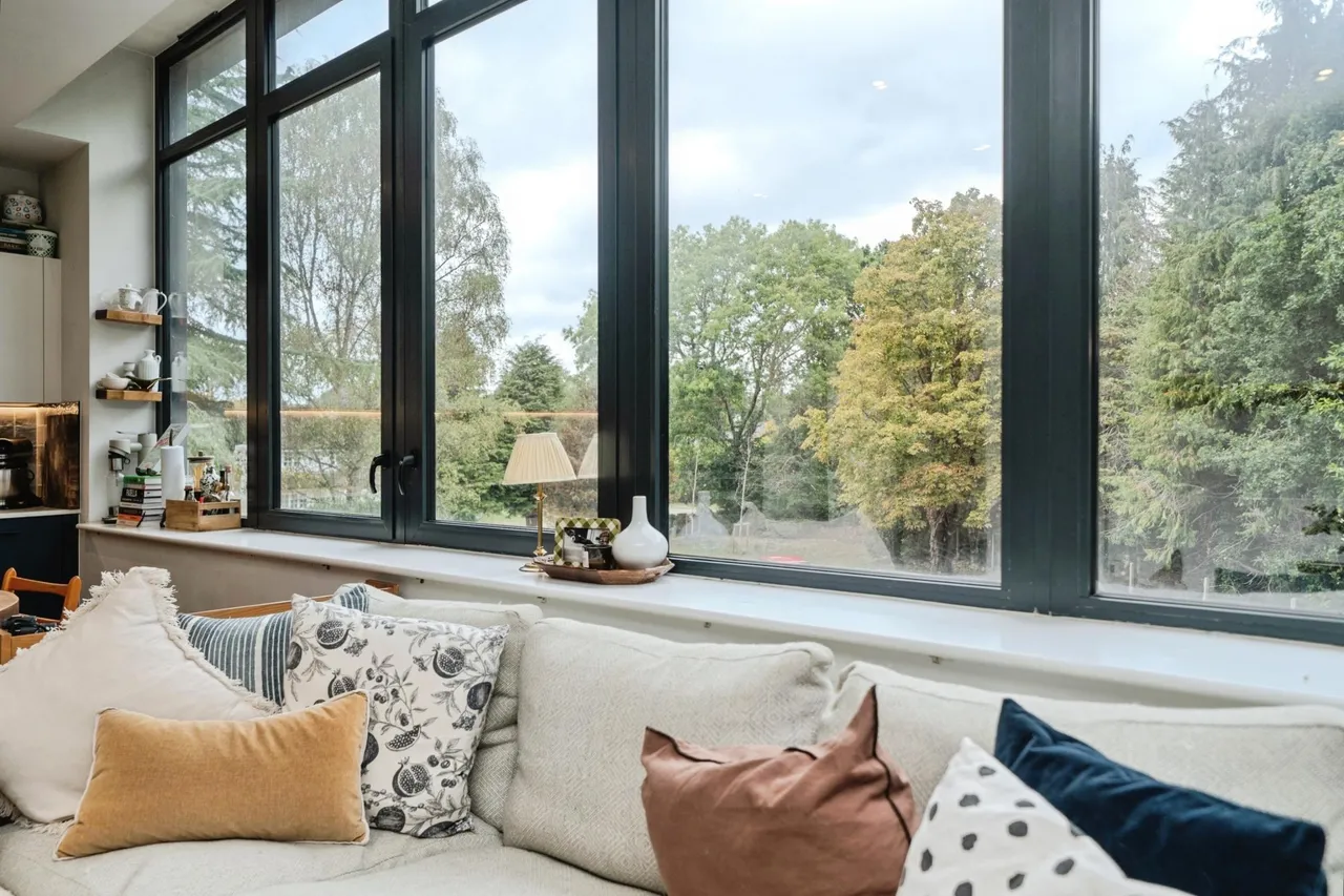 Littleworth Road, Esher, KT10, photo 8