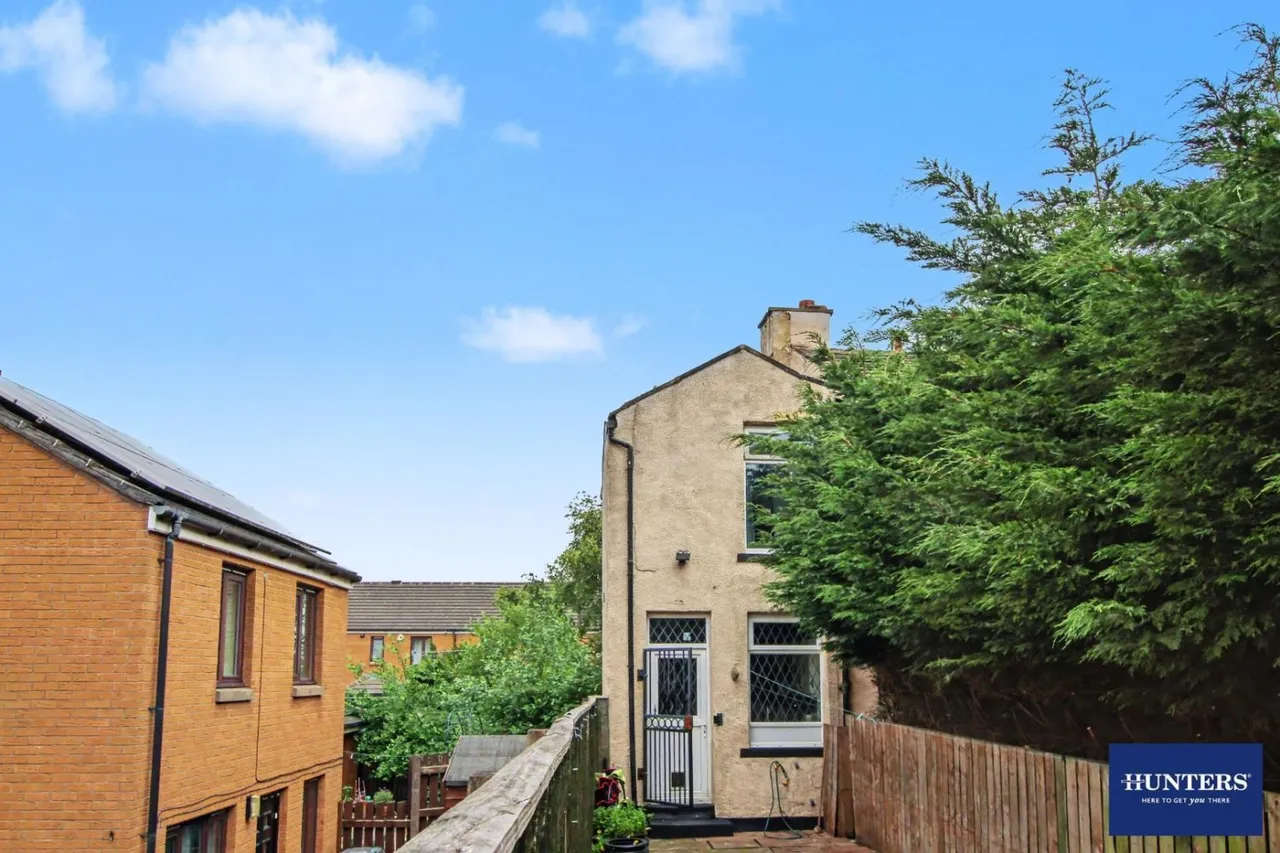 Holme Lane, Bradford, BD4, photo 15