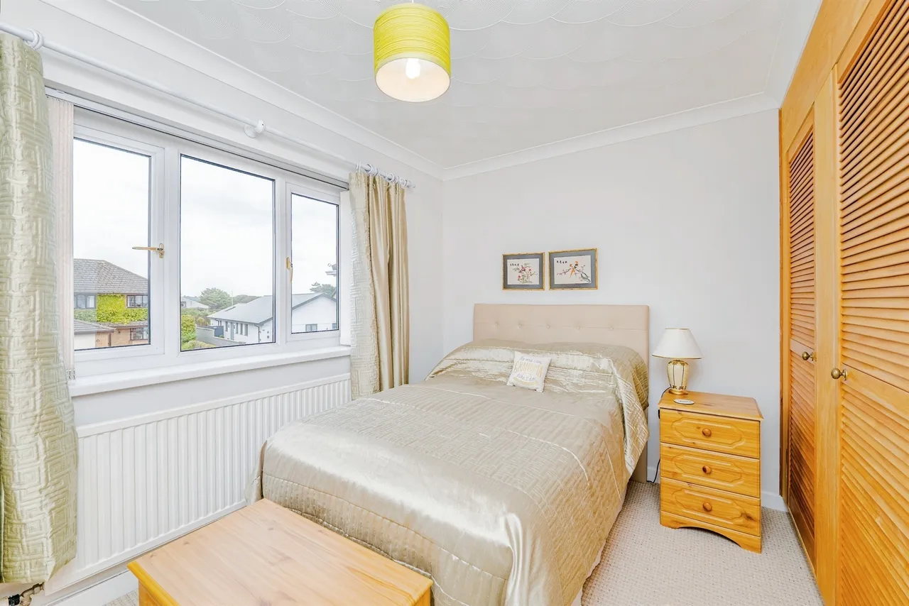 Adrian Close, Porthcawl, CF36, photo 7
