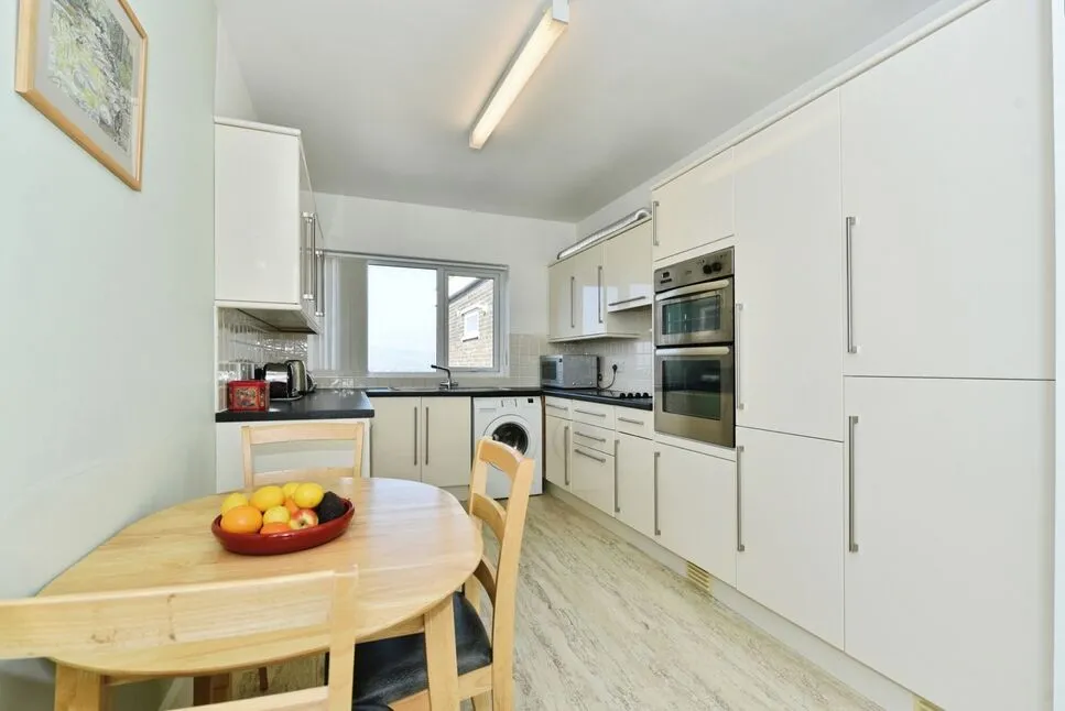 Bradway Drive, Sheffield, S17, photo 4