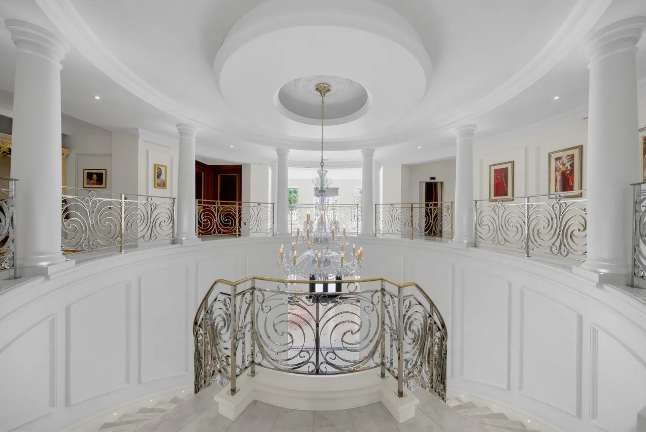 Stayne End, Virginia Water, GU25, photo 2