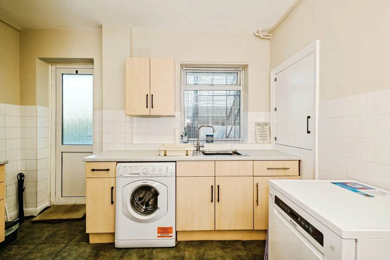 Brighton Road, Worthing, BN11, photo 4