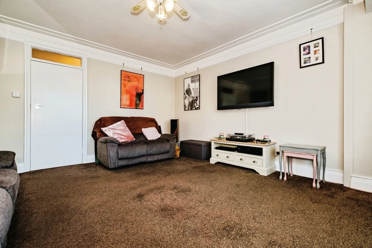 Brighton Road, Worthing, BN11, photo 8