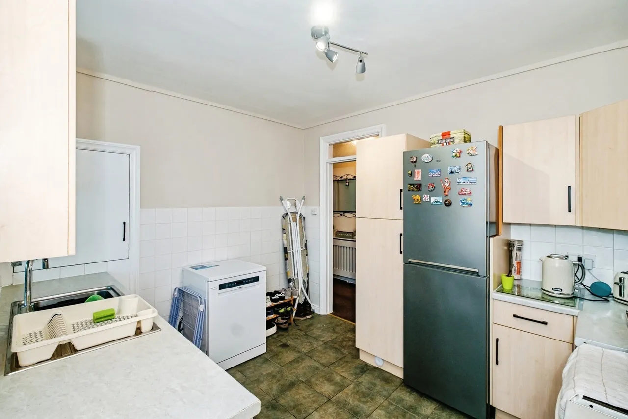 Brighton Road, Worthing, BN11, photo 5
