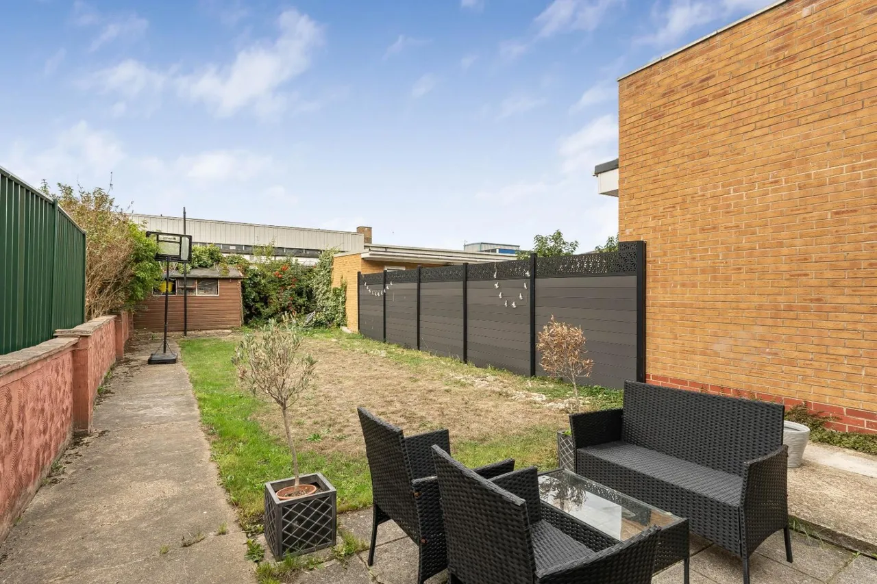 Southern Way, Romford, RM7, photo 20
