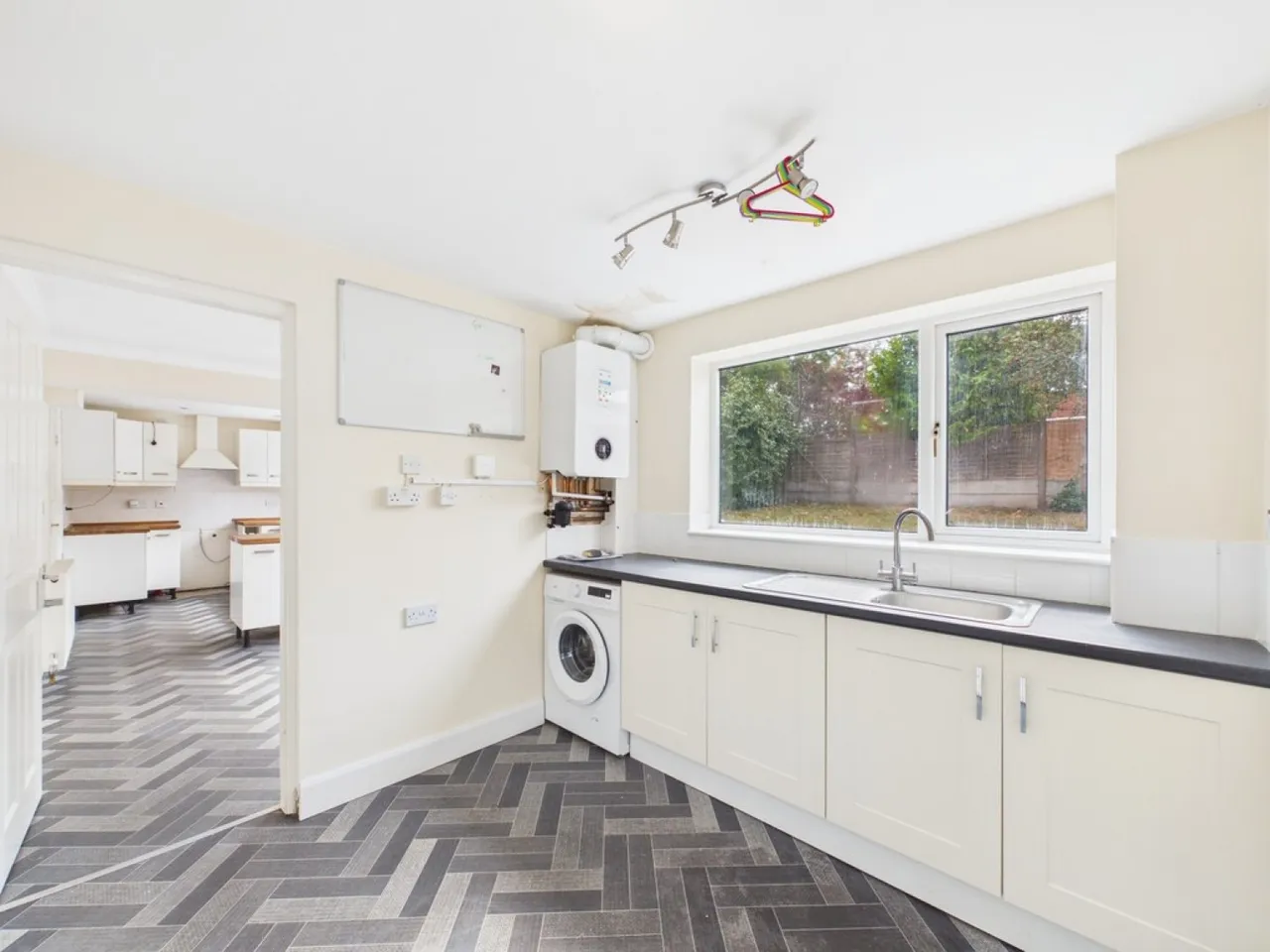 Swallowdale, Wildwood, ST17, photo 15
