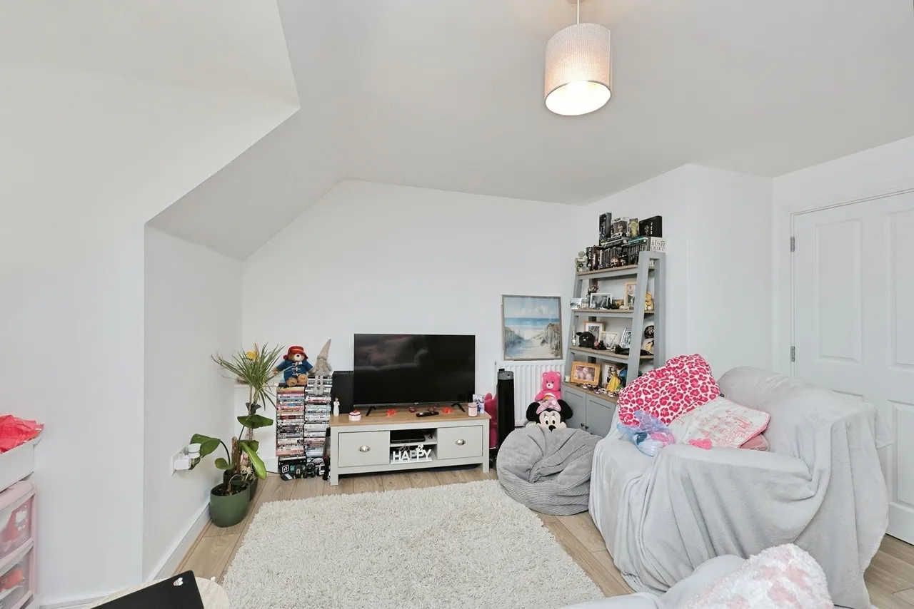 Turner Crescent, Postwick, Norwich, Norfolk, NR13, photo 5