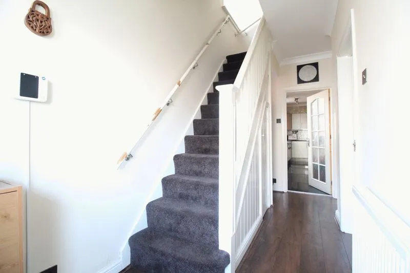 Stratford Road, Luton LU4 8NG, photo 5