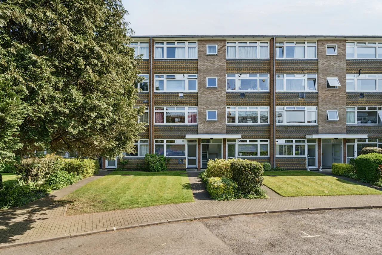 Bury Meadows, Rickmansworth, WD3, photo 10