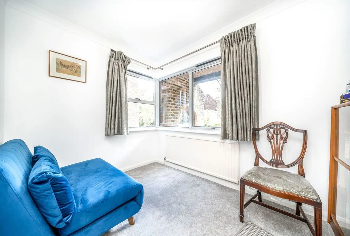 Stroudwater Park, Weybridge, KT13, photo 6
