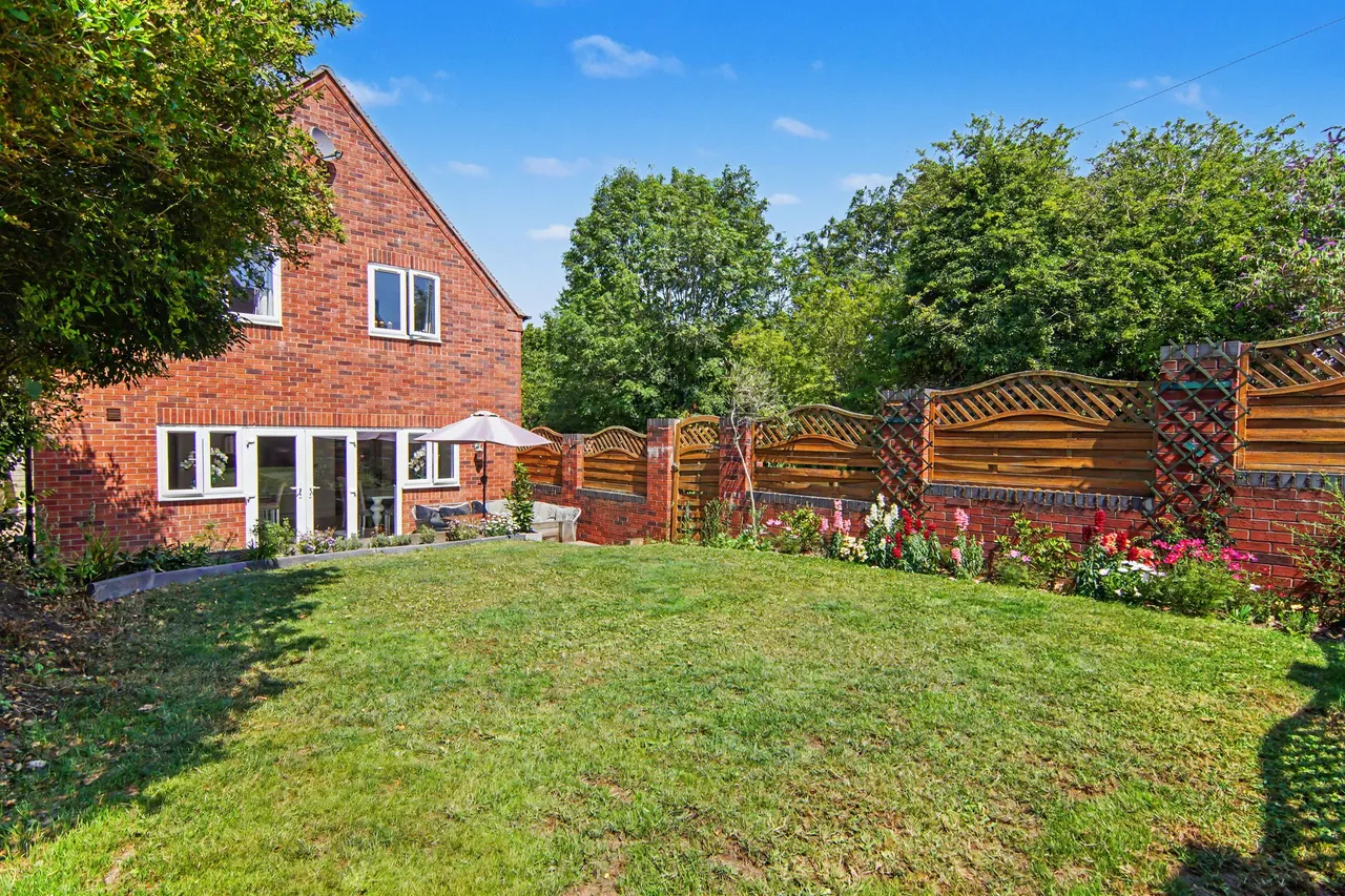 Chapel Gardens, Allesley, CV5, photo 44