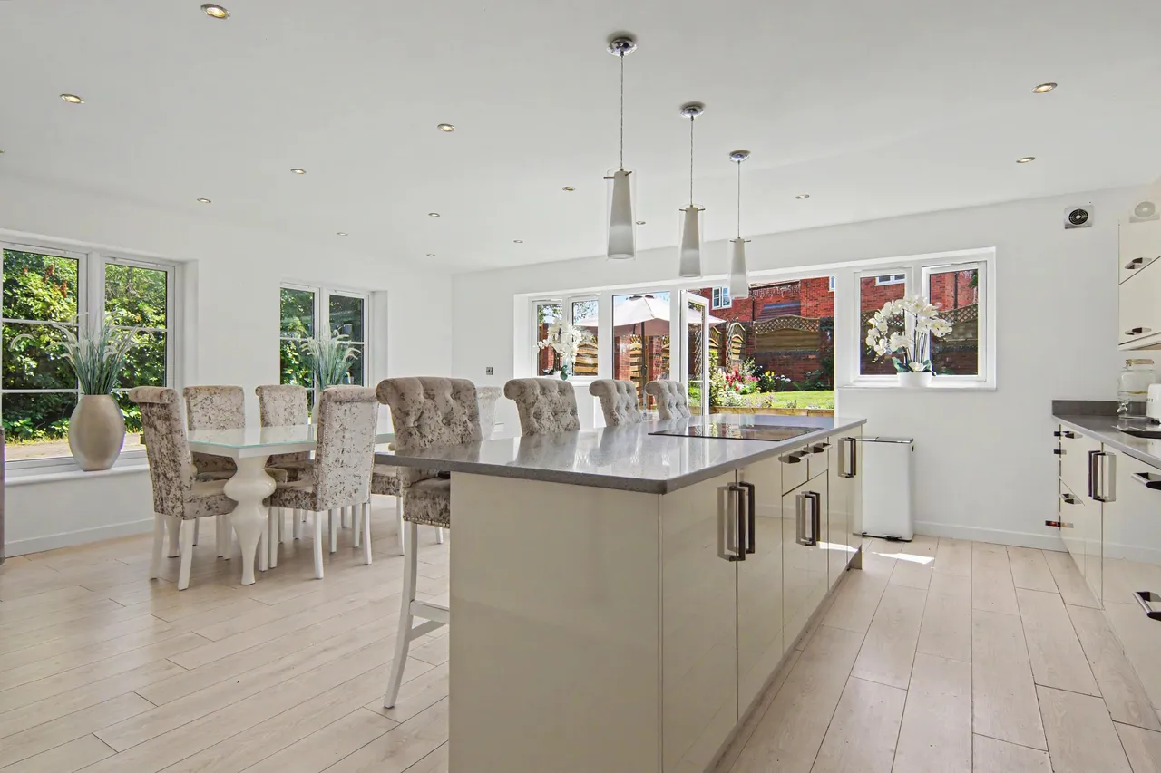 Chapel Gardens, Allesley, CV5, photo 12