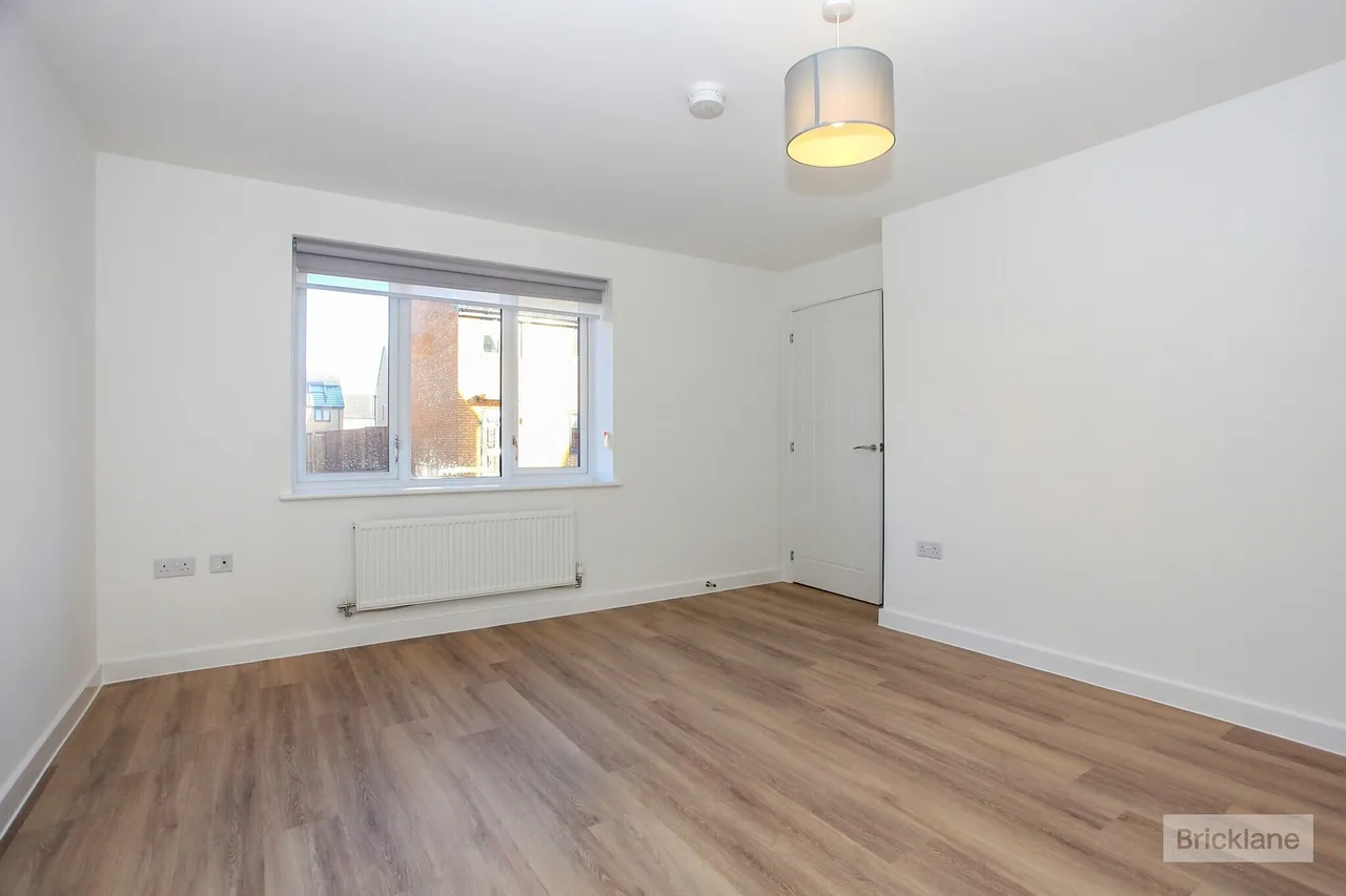 Stonemason Way, Peterborough, PE4, photo 2