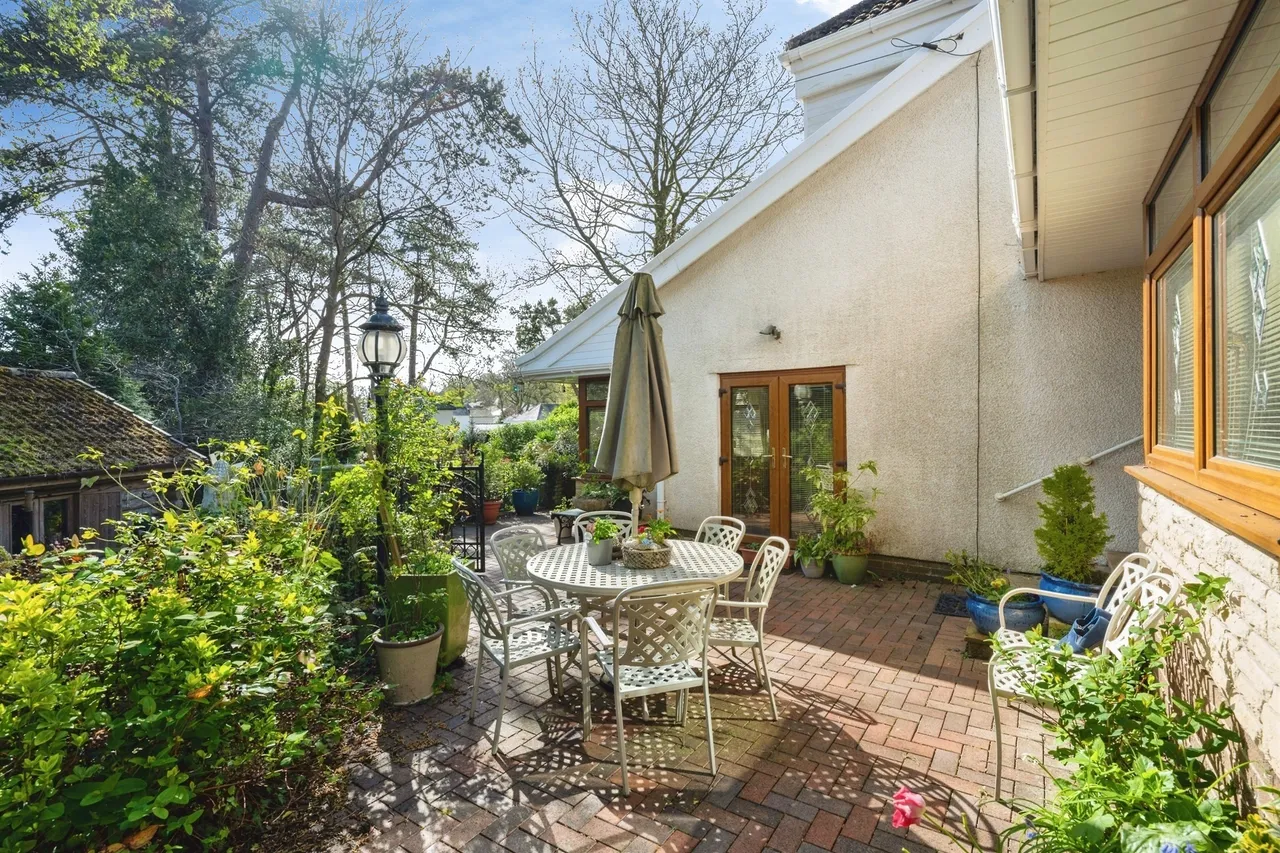 Clydach Road, Swansea, SA6, photo 23