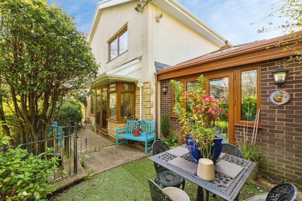 Clydach Road, Swansea, SA6, photo 19
