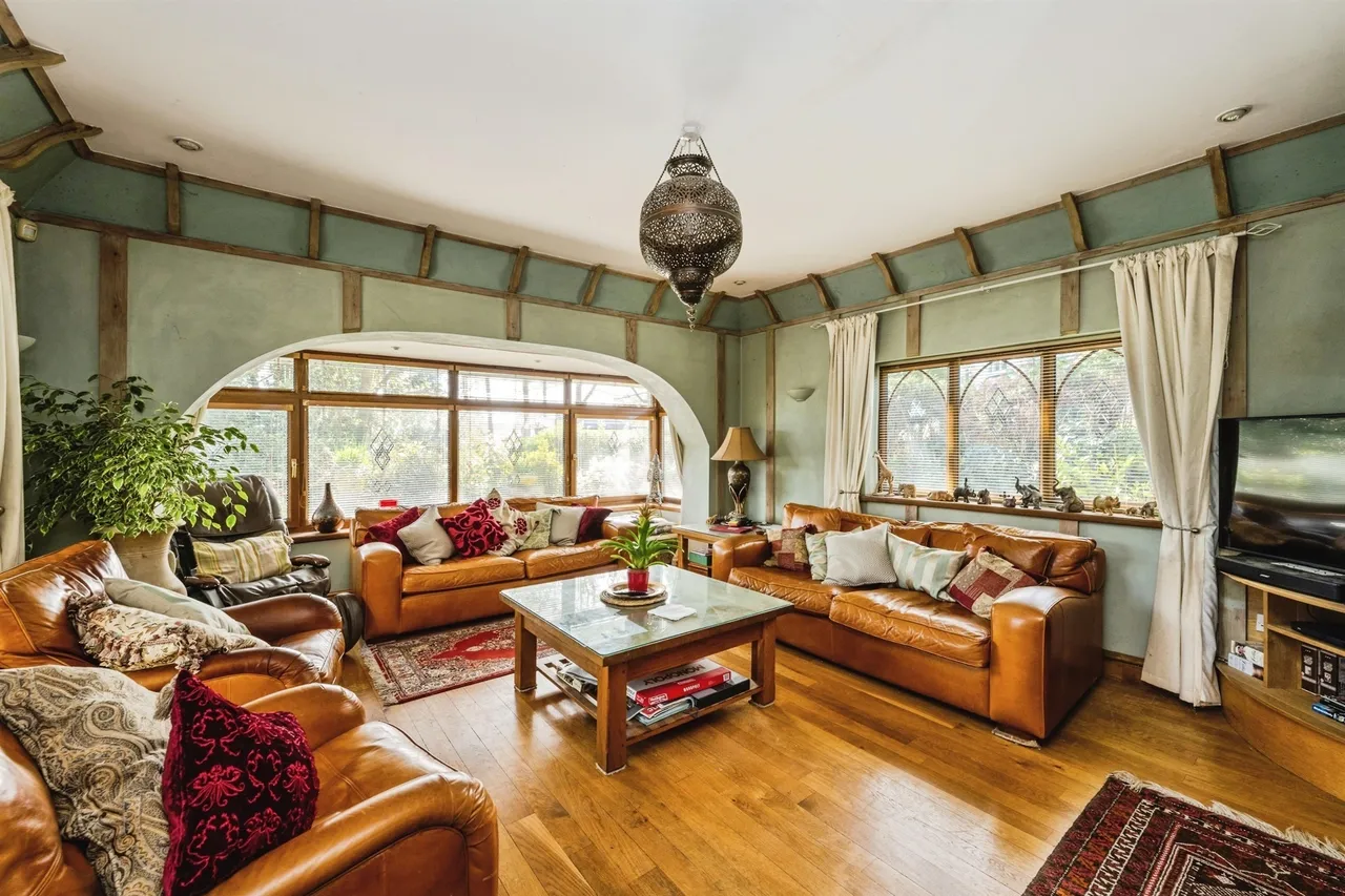 Clydach Road, Swansea, SA6, photo 5