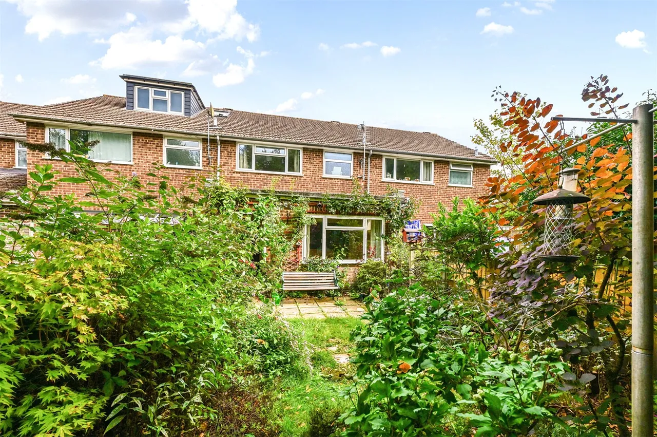 Northfield Close, Church Crookham, Fleet, Hampshire, GU52 6EE, photo 11