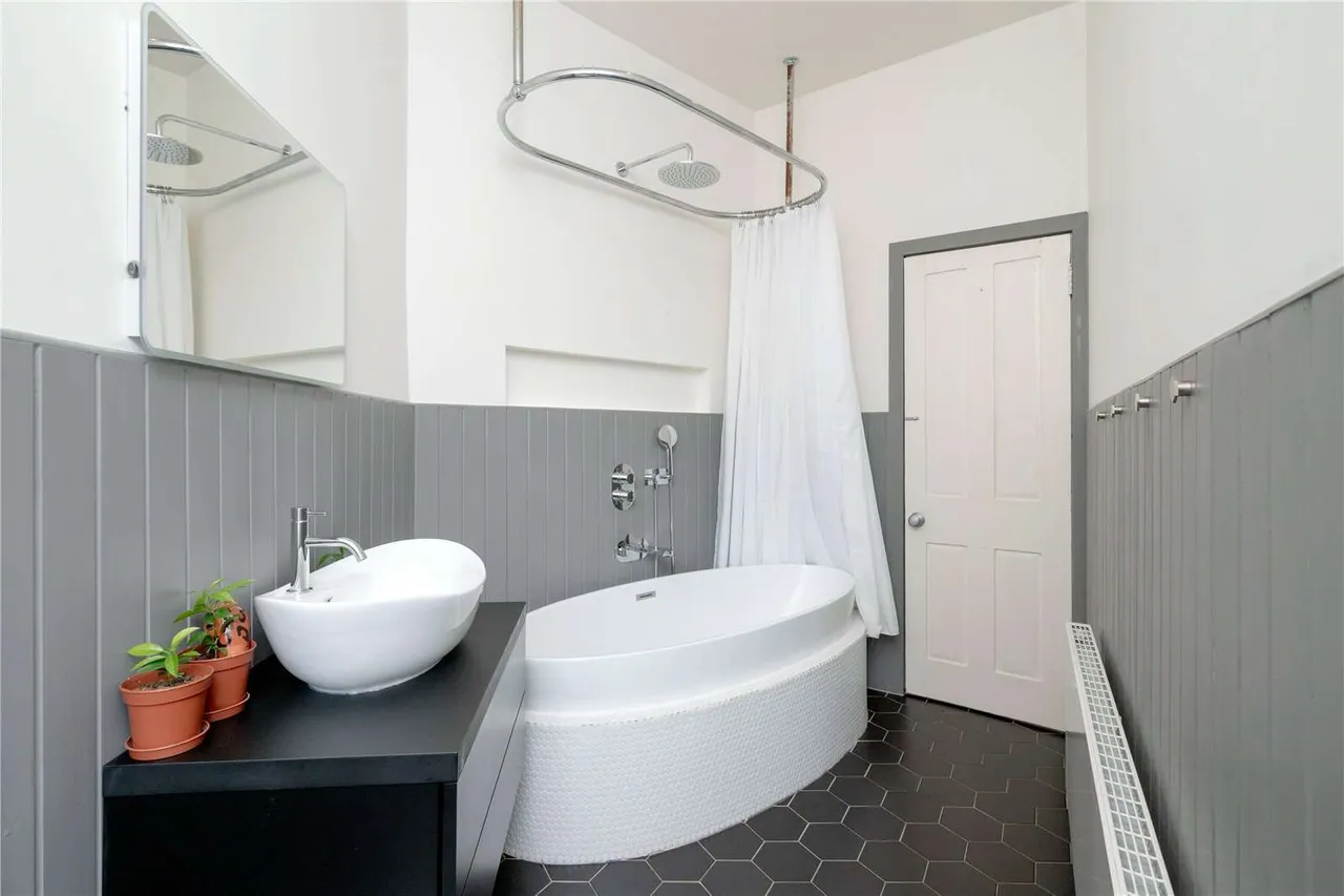 Royal Crescent, New Town, EH3, photo 11