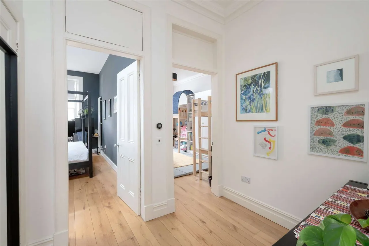 Royal Crescent, New Town, EH3, photo 8