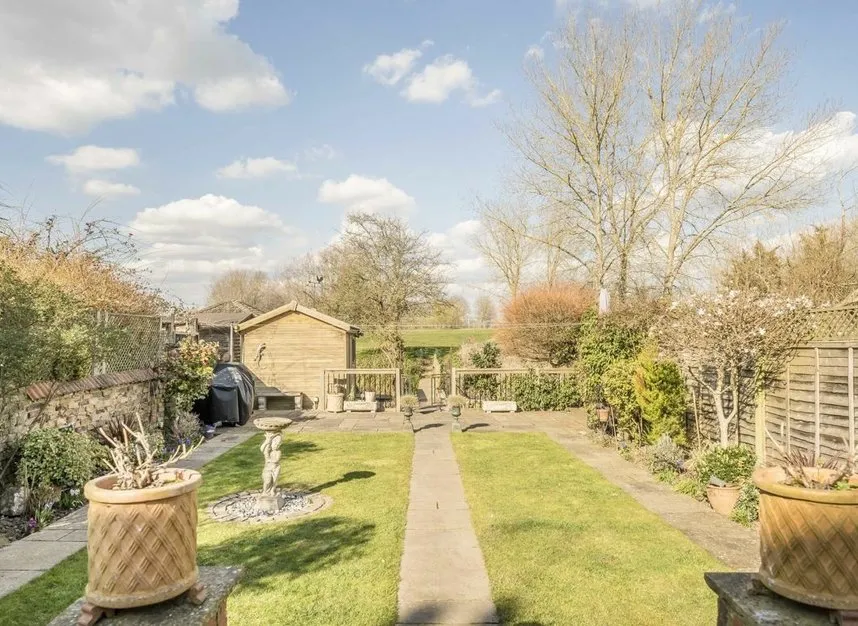 Linden Way, Shepperton, TW17, photo 8