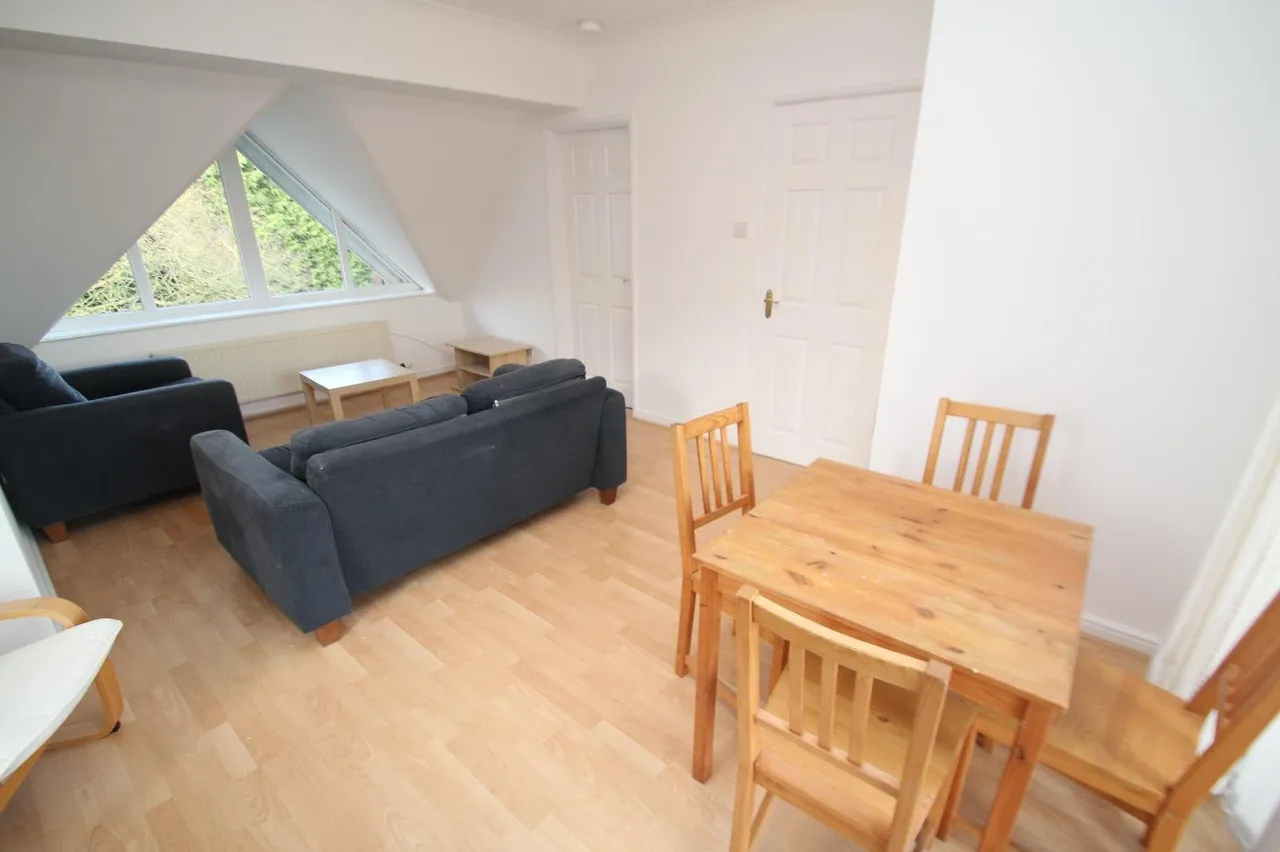 Allerton Park, Chapel Allerton, LS7, photo 5
