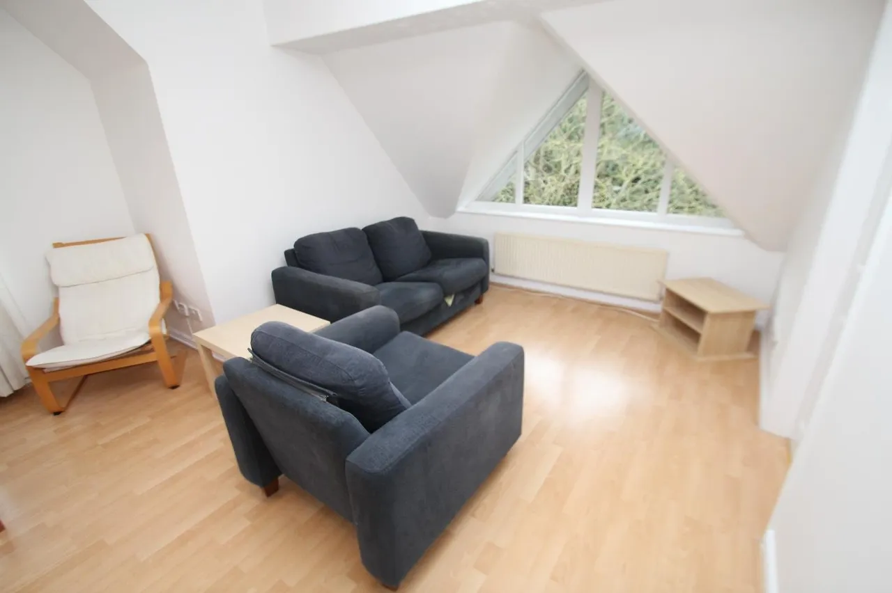 Allerton Park, Chapel Allerton, LS7, photo 2